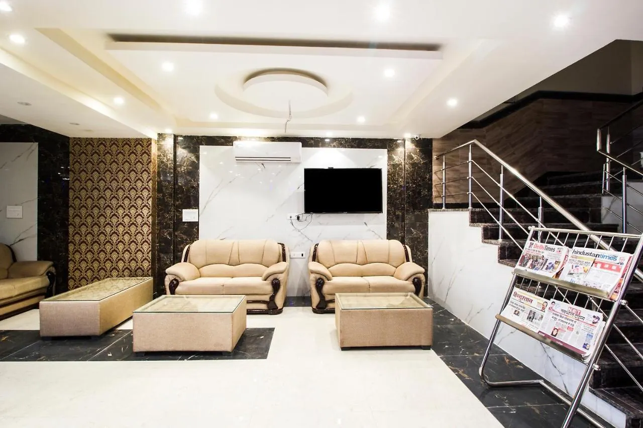 ***  Olivia Entrance Delhi Airport Mahipalpur Hotel New Delhi India
