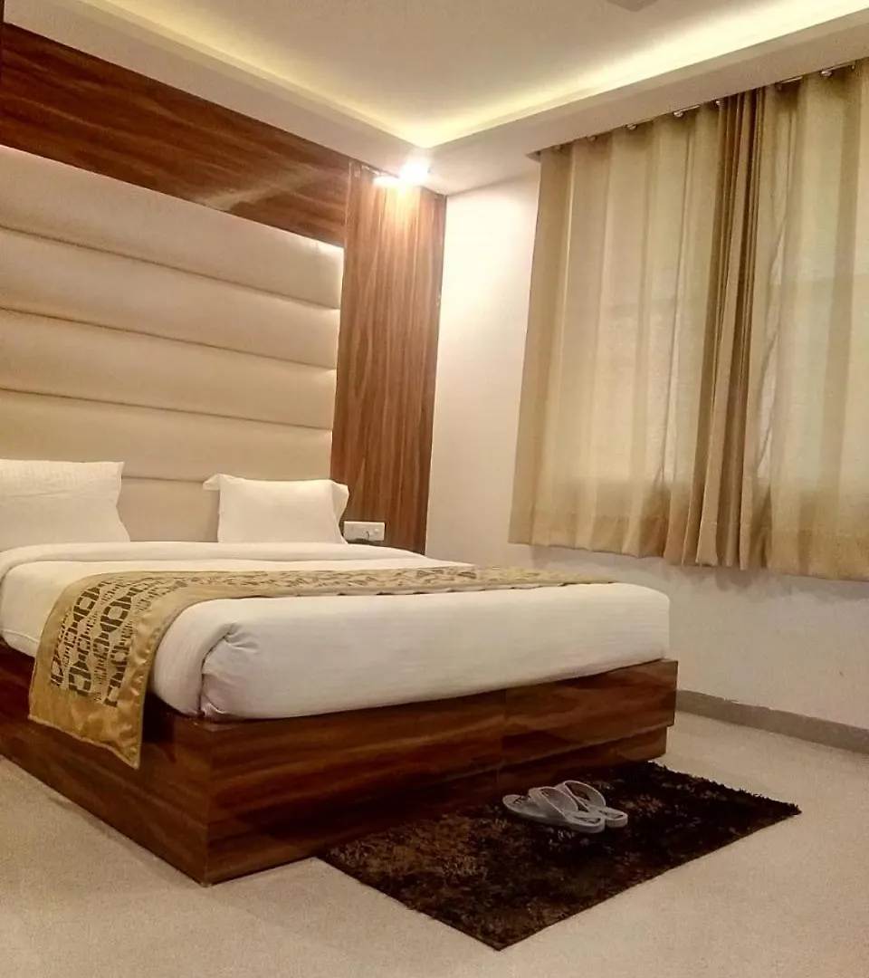 Olivia Entrance Delhi Airport Mahipalpur Hotel New Delhi India