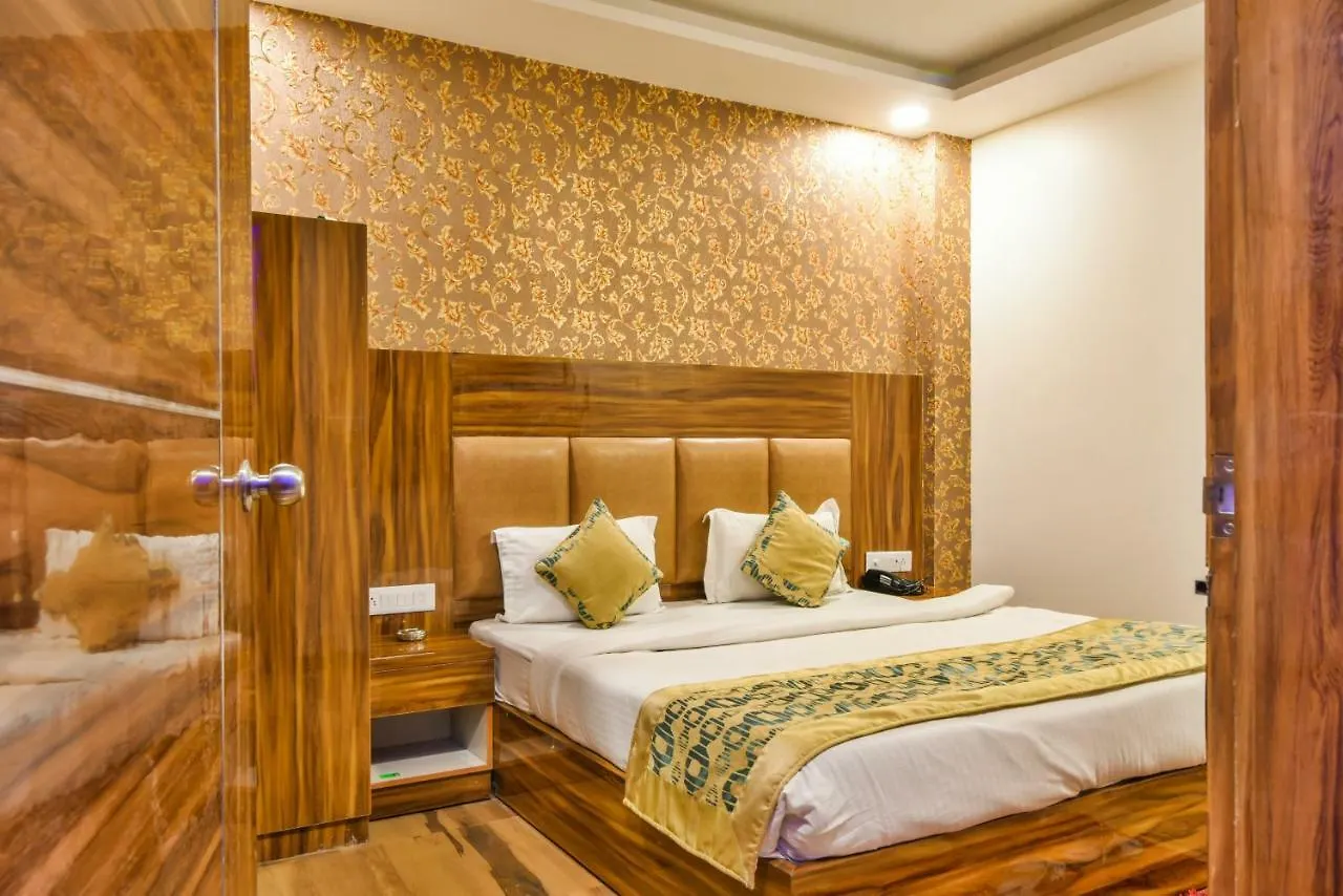 Olivia Entrance Delhi Airport Mahipalpur Hotel New Delhi