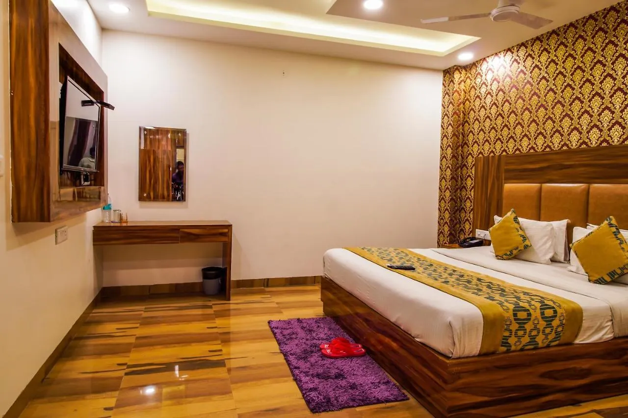 Olivia Entrance Delhi Airport Mahipalpur Hotel New Delhi 3*,